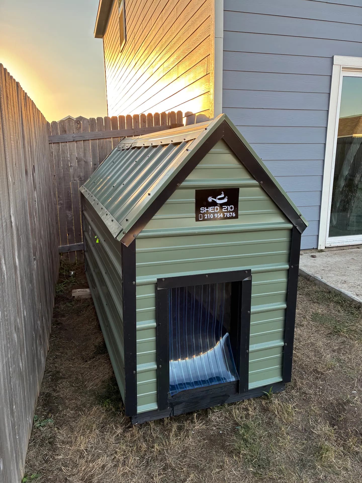 3x8x5 Doggie House built in San Antonio, TX