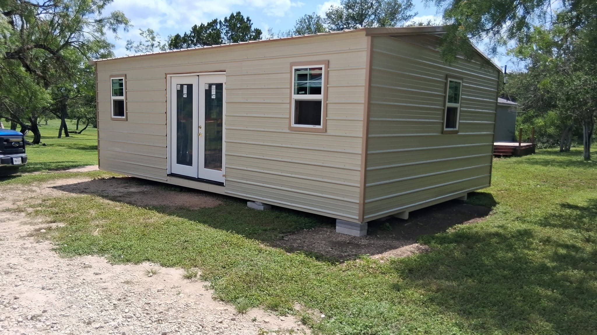 17x25x9 Mobile Office shed built in Rio Medina, TX