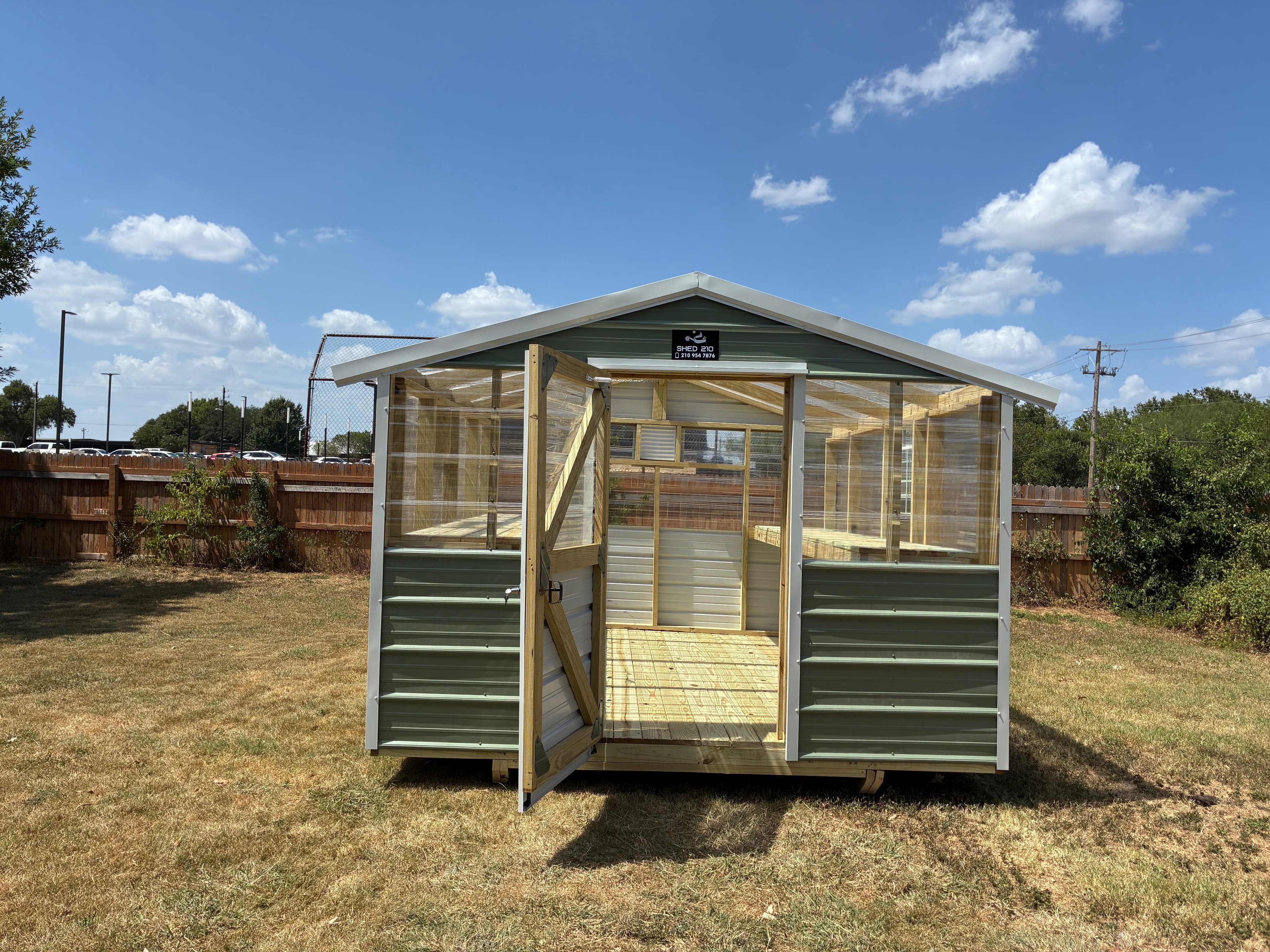 10x12 Green House shed built in Luling, TX
