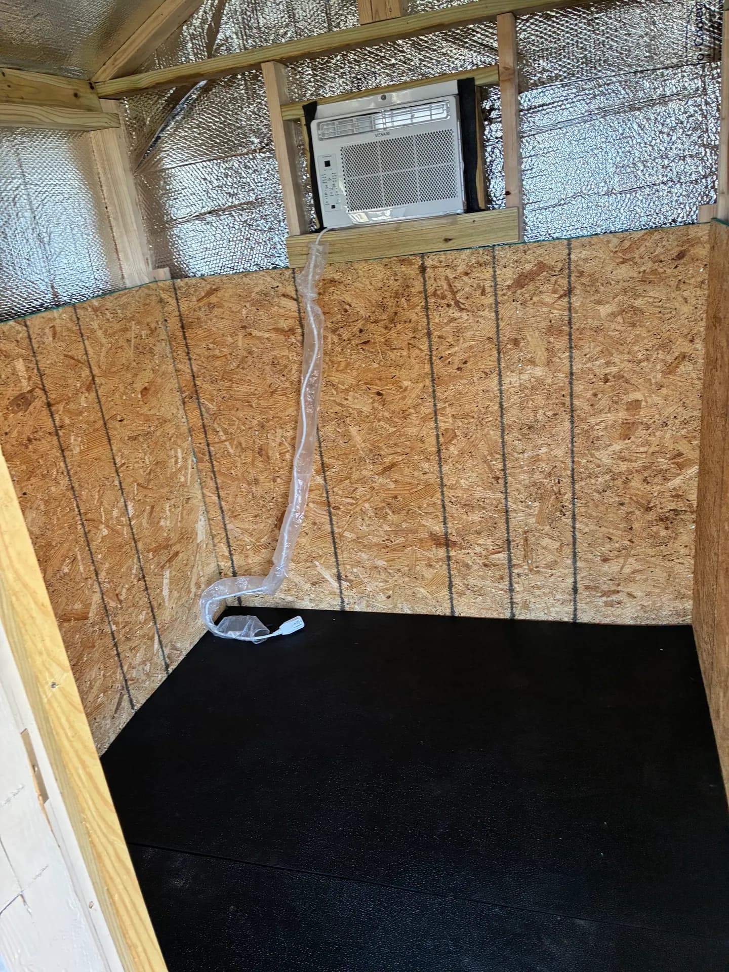 6x10x7 Deluxe Doggie House built in Centerpoint, TX