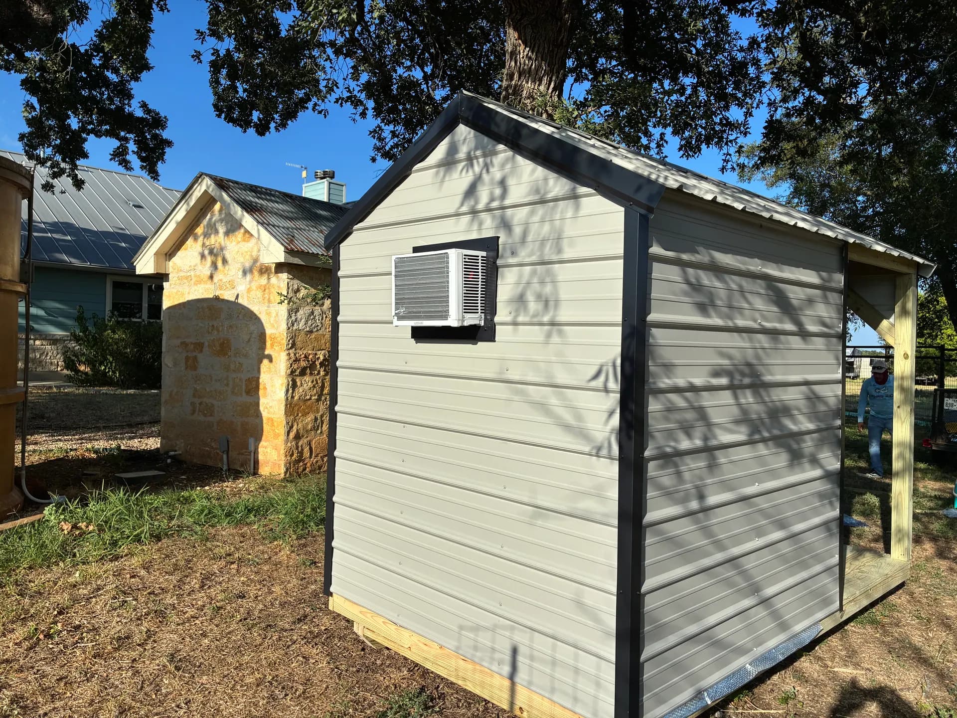 6x10x7 Deluxe Doggie House built in Centerpoint, TX