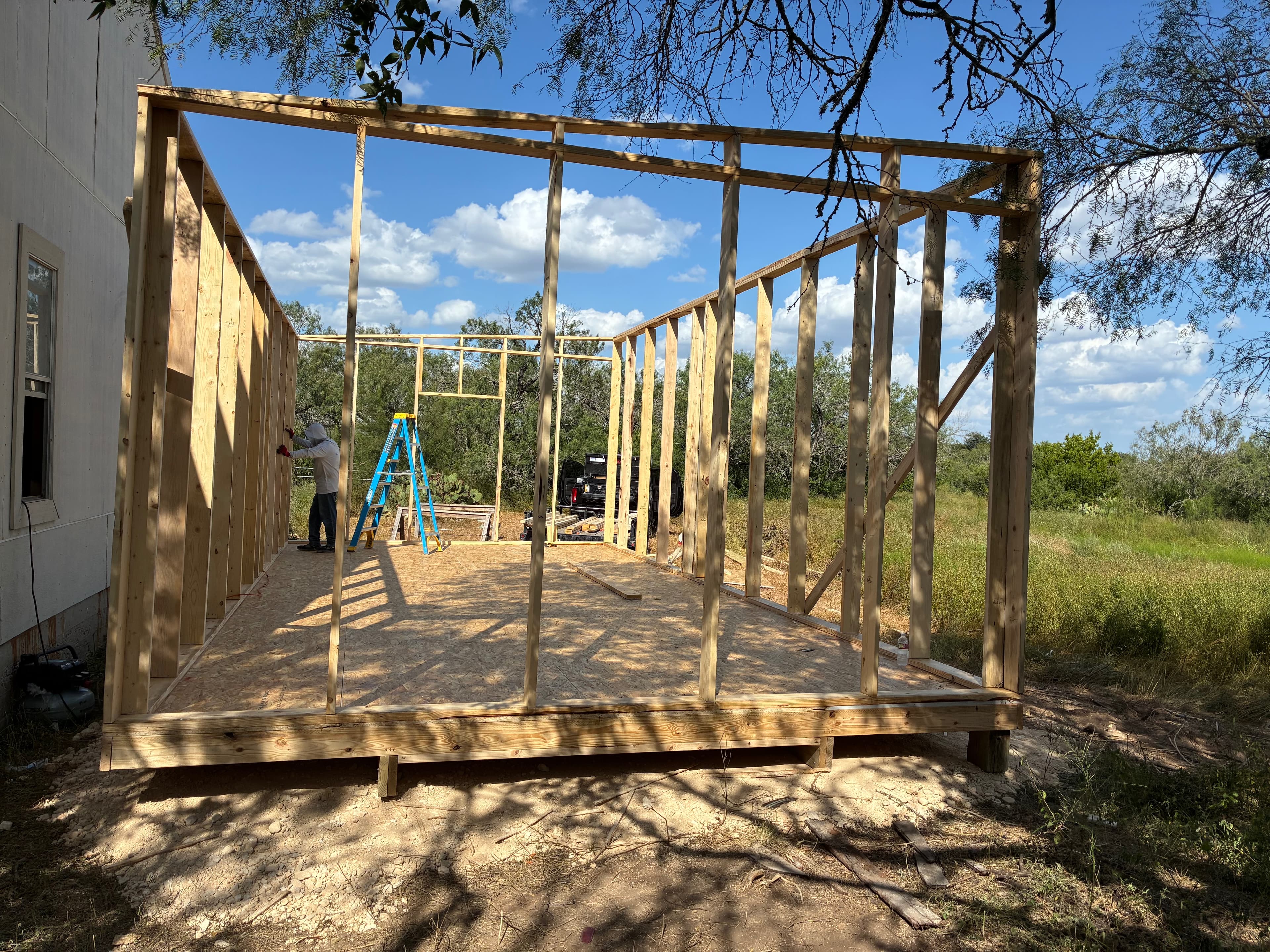 15x30x10 Slanted Roof Utility shed built in San Antonio, TX