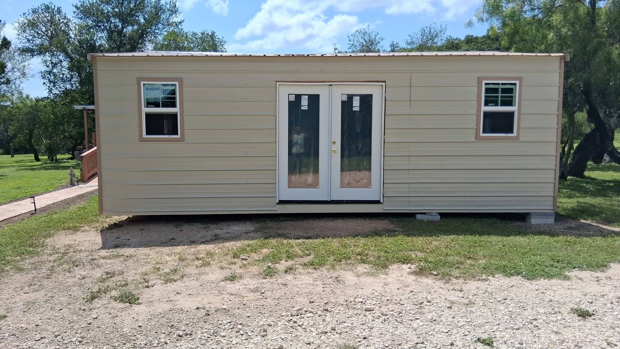 17x25x9 Mobile Office shed built in Rio Medina, TX