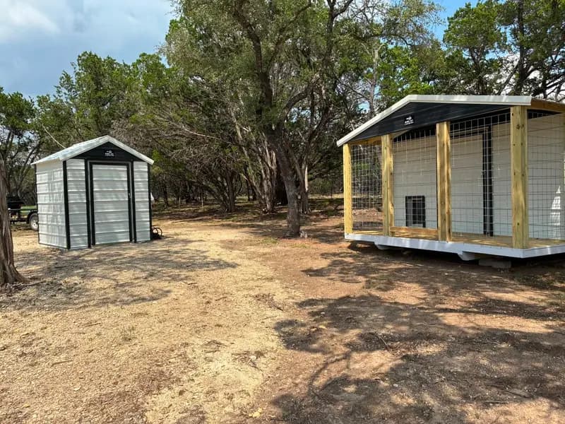 Wide exterior view of the 6x6 watershed and 12x12 walk-in doghouse with enclosed porch